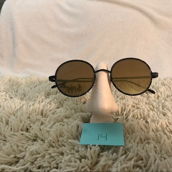 Vera Wang, Dana Buckman, Lilly PulitzerAnd more - Picture 6 of 8